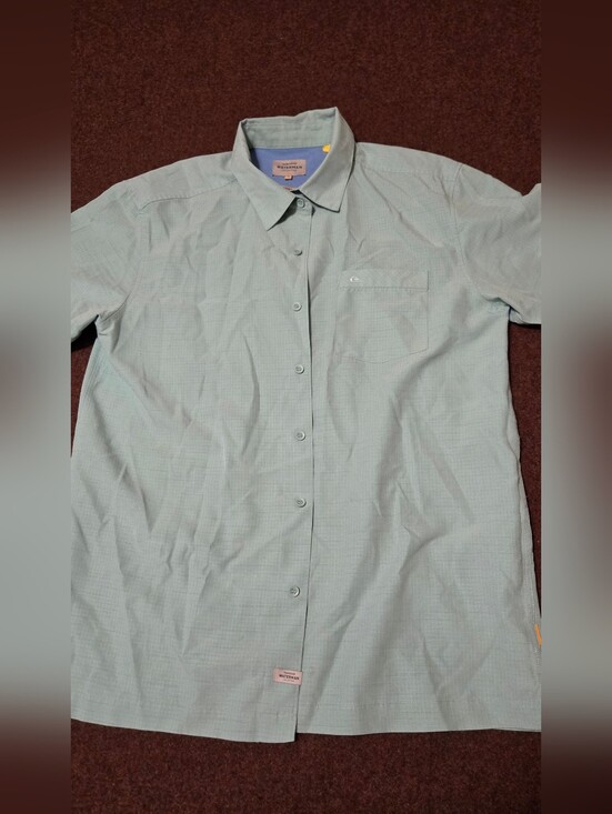 Quiksilver Other - Quiksilver Waterman Shirt  Size Medium Mint Green Small Spot On Bottom Front